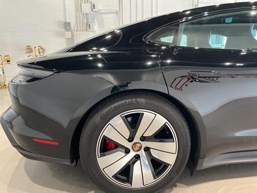 2021 Porsche Taycan 4S