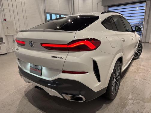 2024 BMW X6 xDrive40i