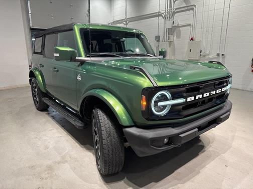 2022 Ford Bronco Outer Banks