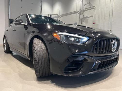 2024 Mercedes-Benz AMG C 63 S E Performance