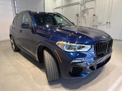 2021 BMW X5 M50i