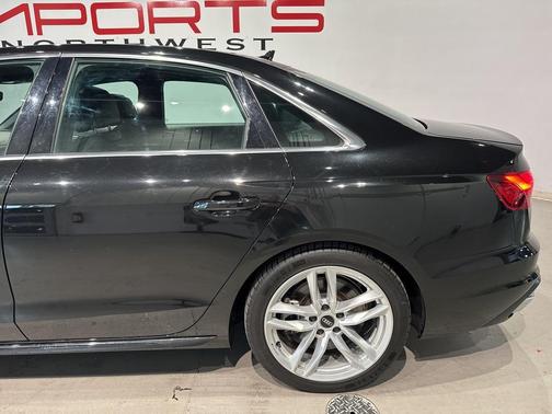 2024 Audi A4 45 S line Premium Plus