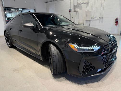 Black 2025 Audi RS 7 4.0T Performance