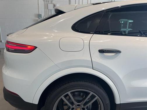 2023 Porsche Cayenne Cayenne
