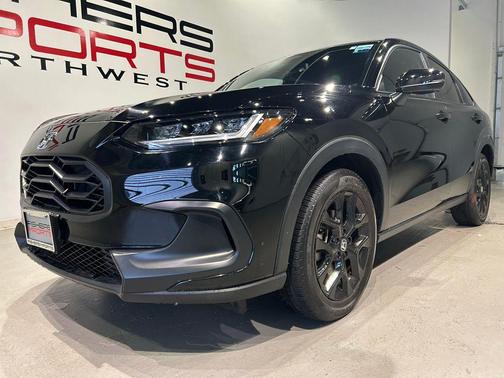 Crystal Black Pearl 2024 Honda HR-V AWD Sport