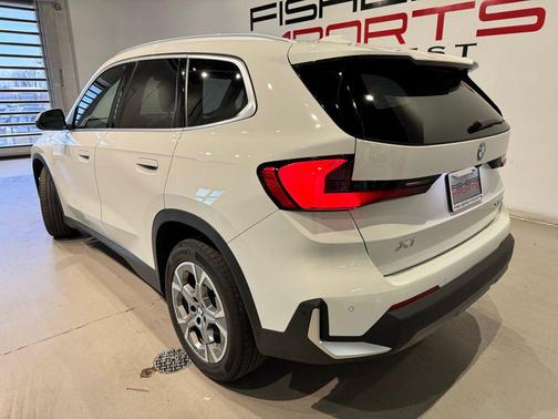 Alpine White 2023 BMW X1 xDrive28i