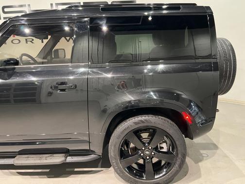 2021 Land Rover Defender 90 X-Dynamic S