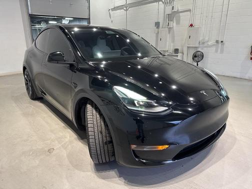 2022 Tesla Model Y Performance Dual Motor All-Wheel Drive