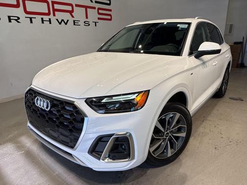 2024 Audi Q5 45 S line Premium