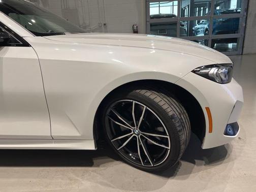 2024 BMW 330 i xDrive