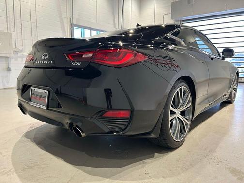 Black Obsidian 2017 INFINITI Q60 3.0T Premium