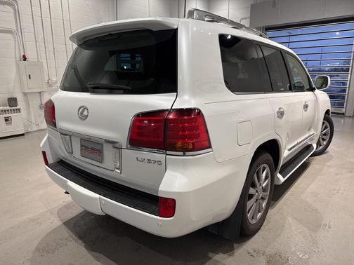 2011 Lexus LX 570 Base