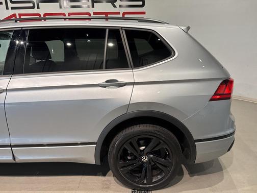 2024 Volkswagen Tiguan 2.0T SE R-Line Black 4MOTION