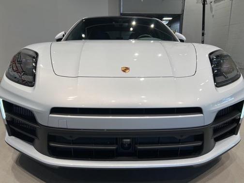 2025 Porsche Panamera Base