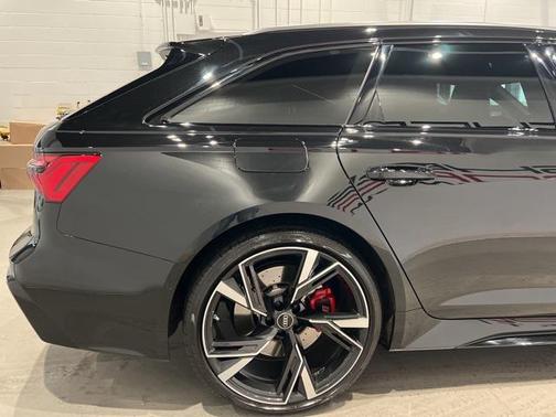 2023 Audi RS 6 Avant 4.0T
