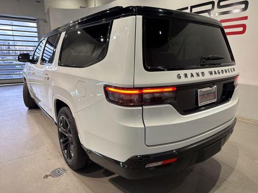 2024 Jeep Grand Wagoneer L Series II 4x4
