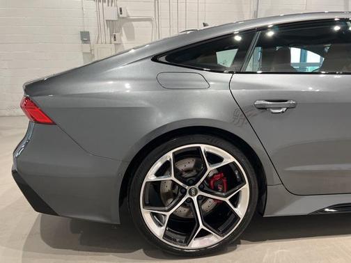 2025 Audi RS 7 4.0T Performance