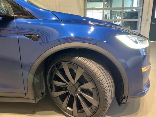 2022 Tesla Model X Dual Motor All-Wheel Drive