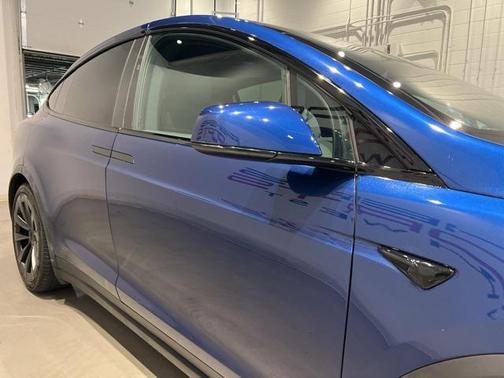 2022 Tesla Model X Dual Motor All-Wheel Drive