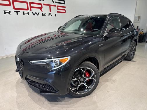 2023 Alfa Romeo Stelvio Veloce AWD