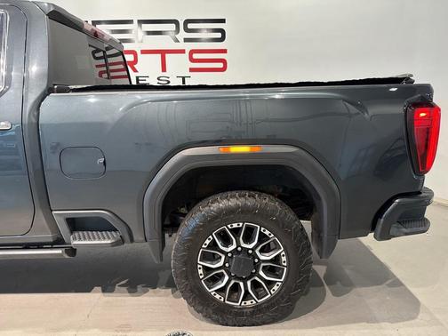 2023 GMC Sierra 3500 Denali