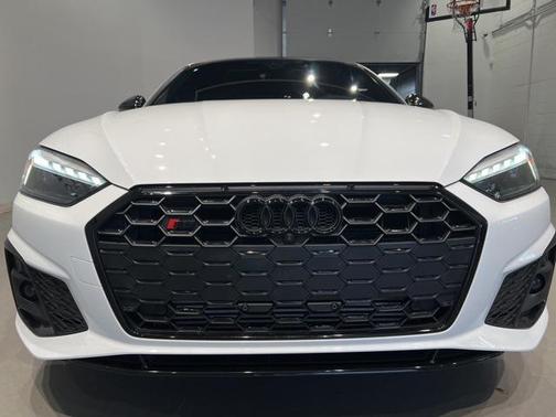 2022 Audi S5 Premium Plus TFSI quattro Tiptronic