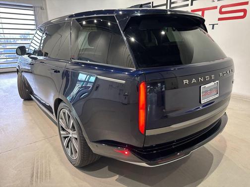 2023 Land Rover Range Rover P530 SE