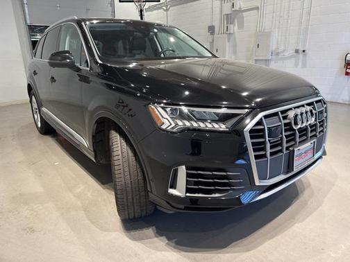 2024 Audi Q7 55 Premium Plus