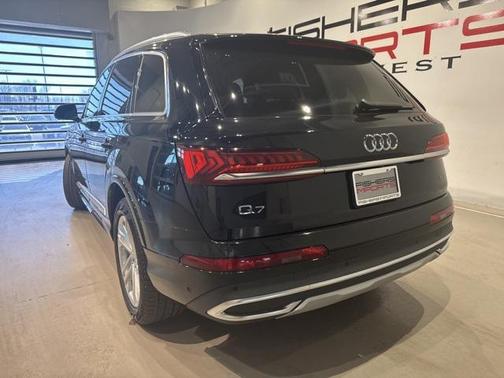 2024 Audi Q7 55 Premium Plus