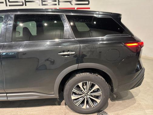 2024 INFINITI QX60 Pure