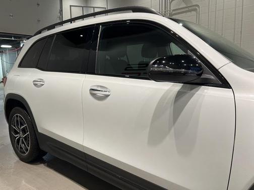 2023 Mercedes-Benz EQB 300 4MATIC