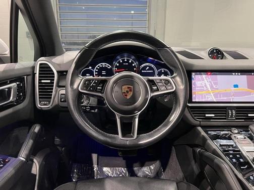 2021 Porsche Cayenne Base
