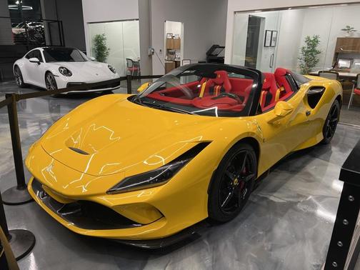 2021 Ferrari F8 Spider Base