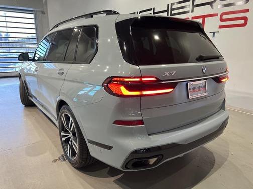 2023 BMW X7 xDrive40i
