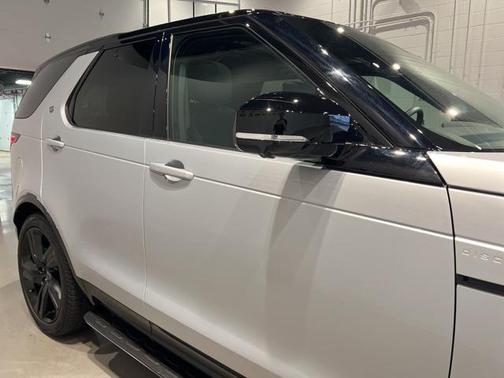 2024 Land Rover Discovery P360 Dynamic SE