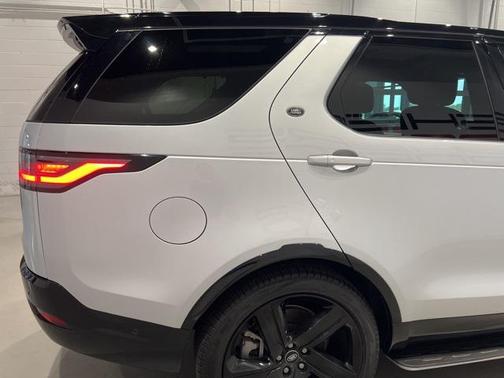 2024 Land Rover Discovery P360 Dynamic SE