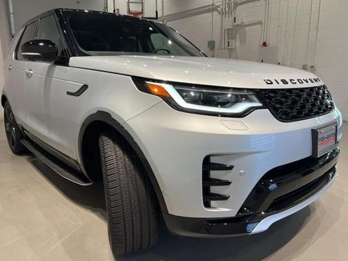 2024 Land Rover Discovery P360 Dynamic SE