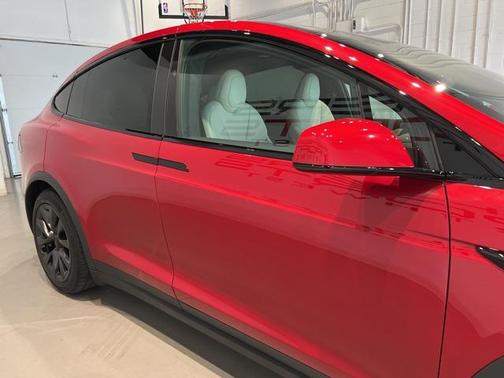 2022 Tesla Model X Plaid Tri Motor All-Wheel Drive