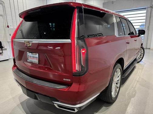 2021 Cadillac Escalade ESV Premium Luxury