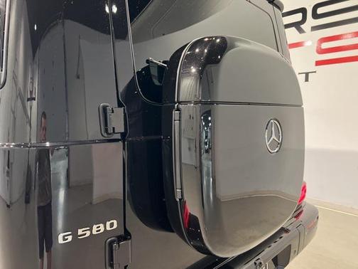 2025 Mercedes-Benz G-Class G 580