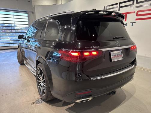 2024 Mercedes-Benz GLS 580 4MATIC