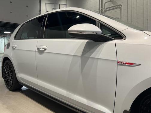 2020 Volkswagen Golf GTI 2.0T SE DSG