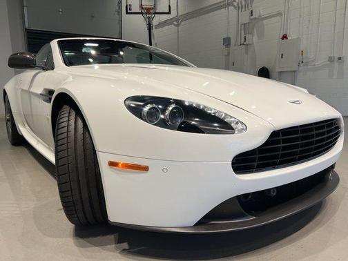 2013 Aston Martin V8 Vantage Base