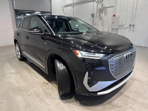 2023 Audi Q4 e-tron Prestige 50 quattro