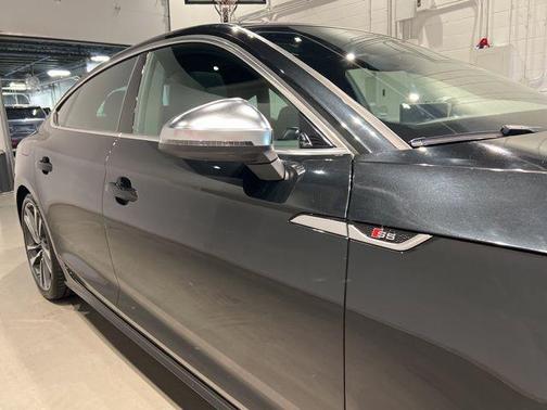 2022 Audi S5 Premium Plus TFSI quattro Tiptronic