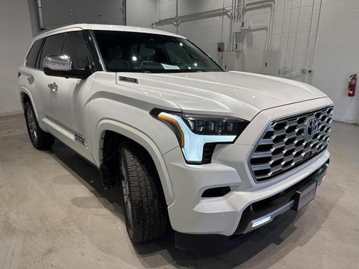 2023 Toyota Sequoia Capstone