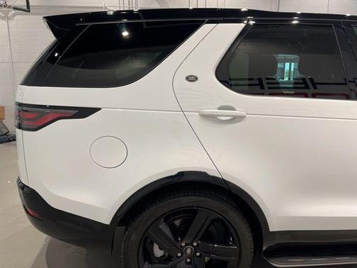 2024 Land Rover Discovery P360 Dynamic SE