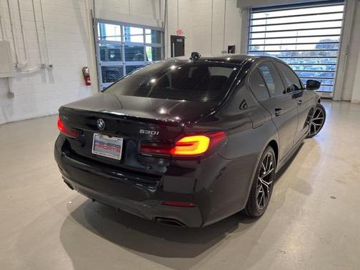 2022 BMW 530 i xDrive
