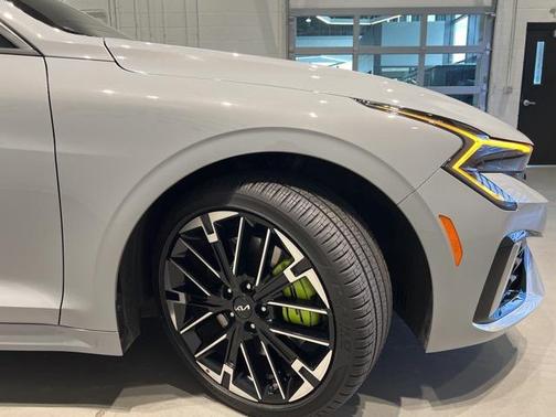 2025 Kia K5 GT