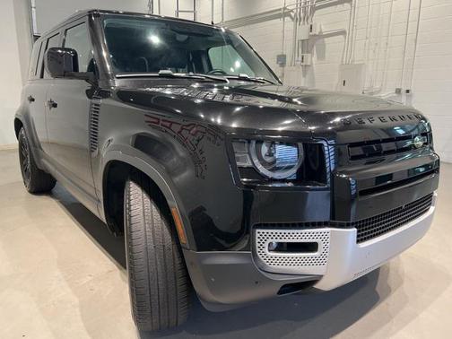 2024 Land Rover Defender 110 P300